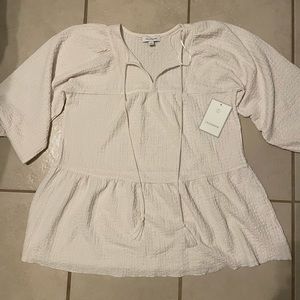 Oversized cute white float shirt never worn